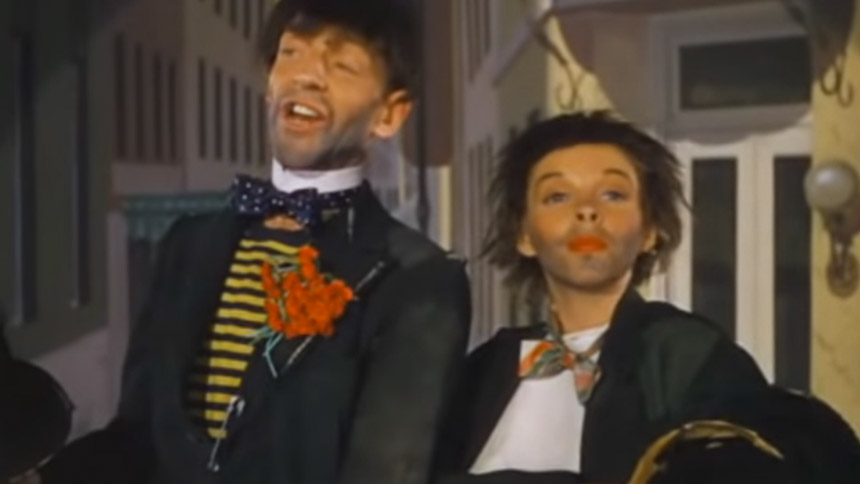 Hot Clip of the Day: Give a "Swell" Start to Your Week wi...