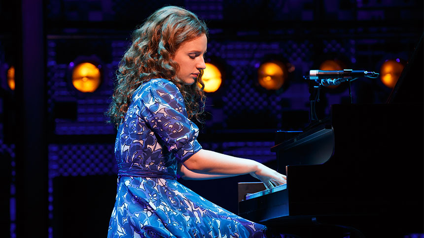 Five Burning Questions with Broadway's Carole King, Beaut...