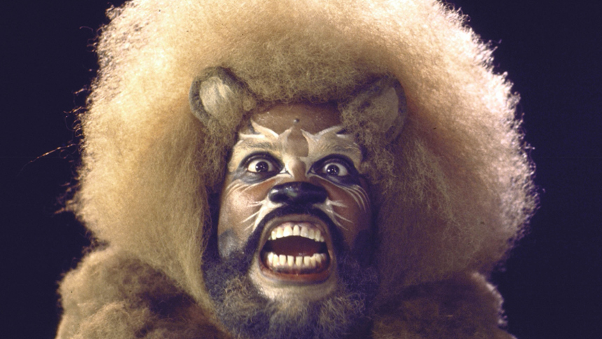 As Social Media Shows Its Love for Cecil The Lion & #TheW...