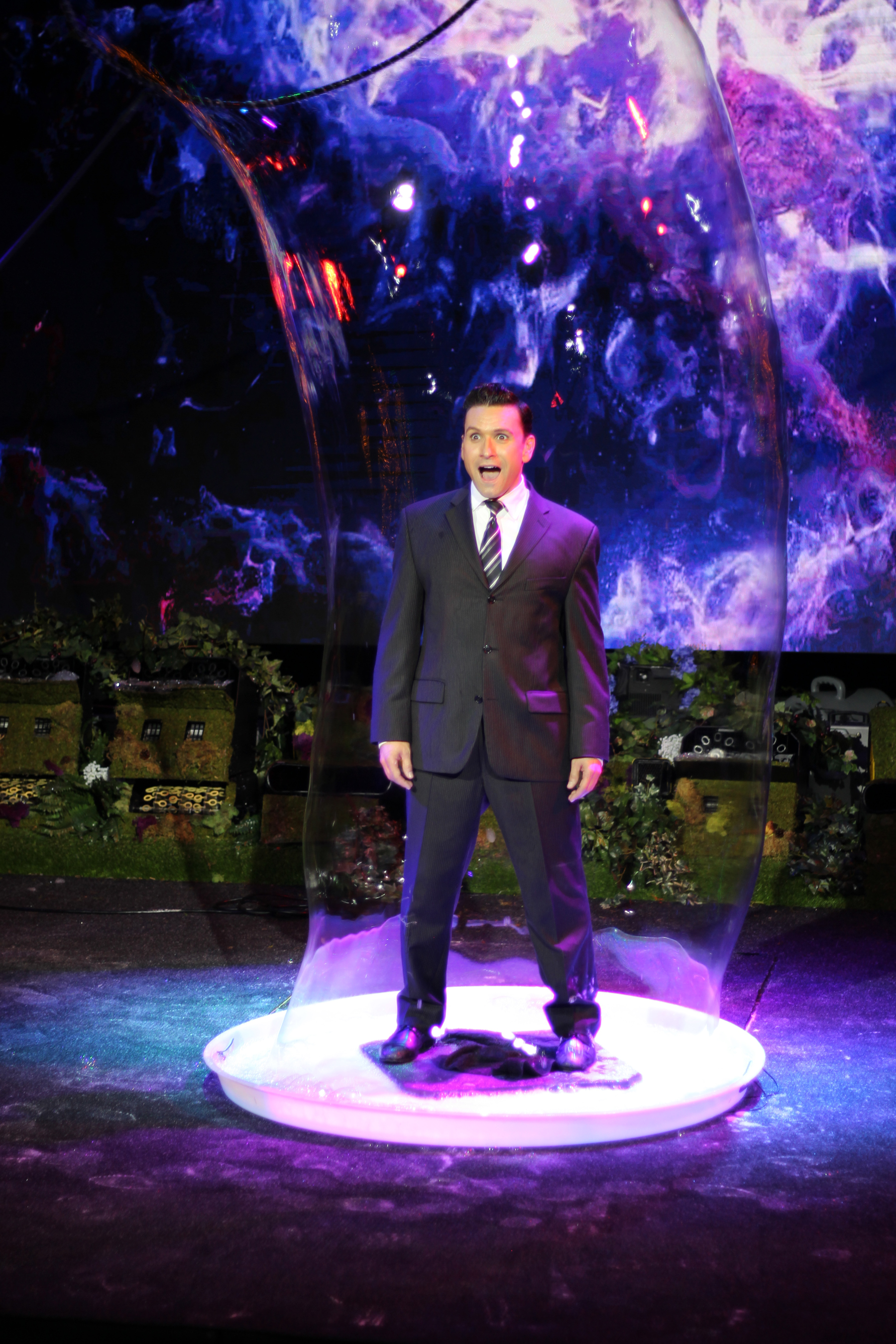 Jersey Boys-Aaron De Jesus- Gazillion Bubble Show