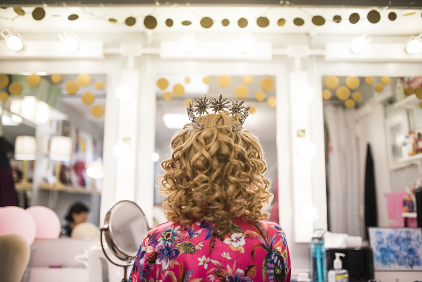 Amanda Jane Cooper- Glinda- Wicked- Broadway- Musical- Backstage