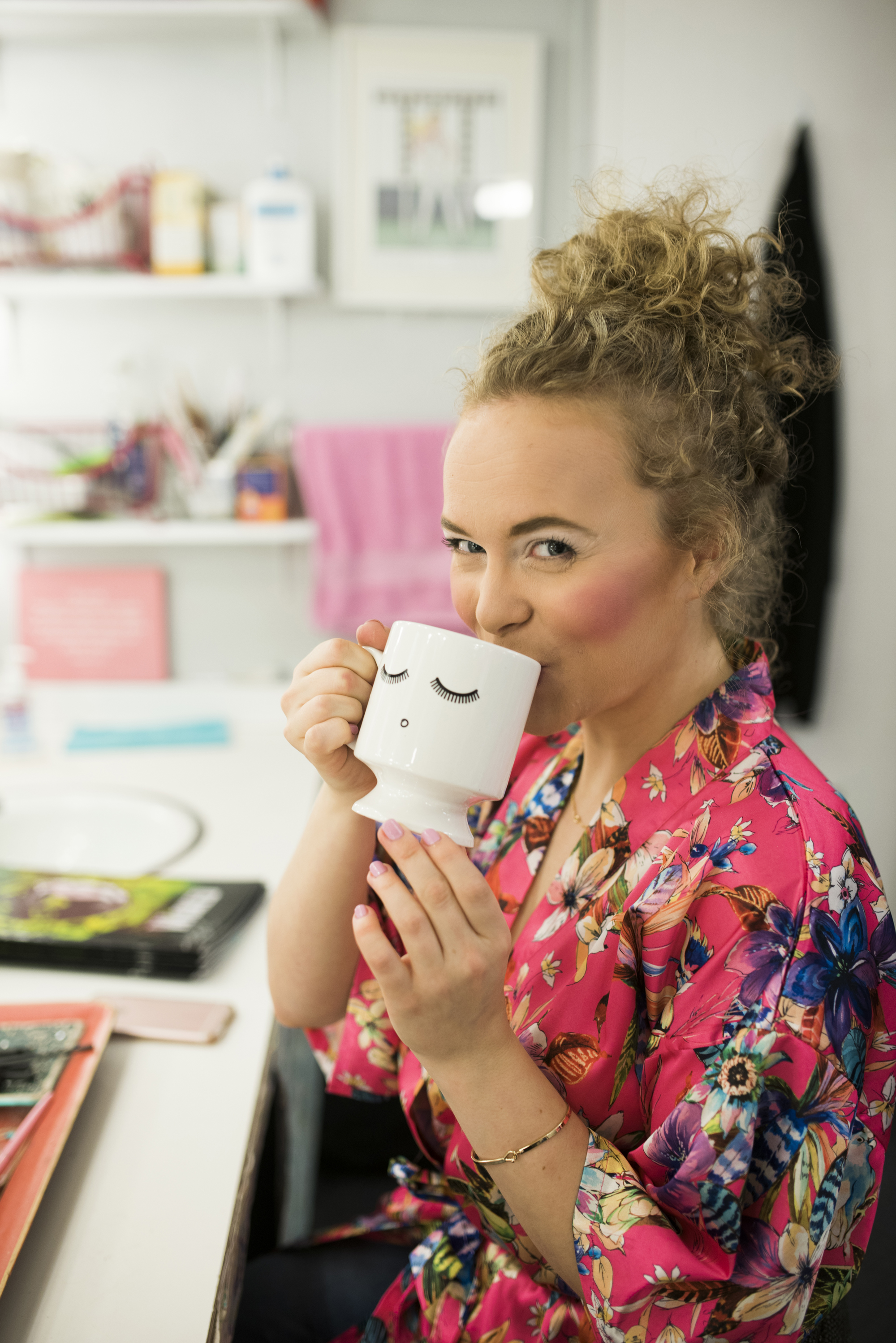 Amanda Jane Cooper- Glinda- Wicked- Broadway- Musical- Backstage