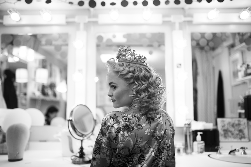 Amanda Jane Cooper- Glinda- Wicked- Broadway- Musical- Backstage