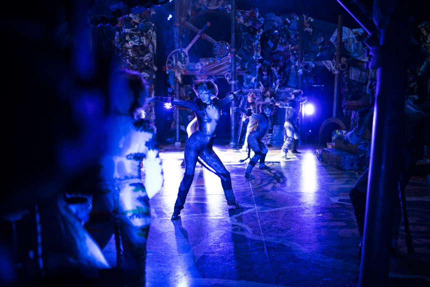 Cats- Broadway- Revival- Backstage- Jellicle Ball