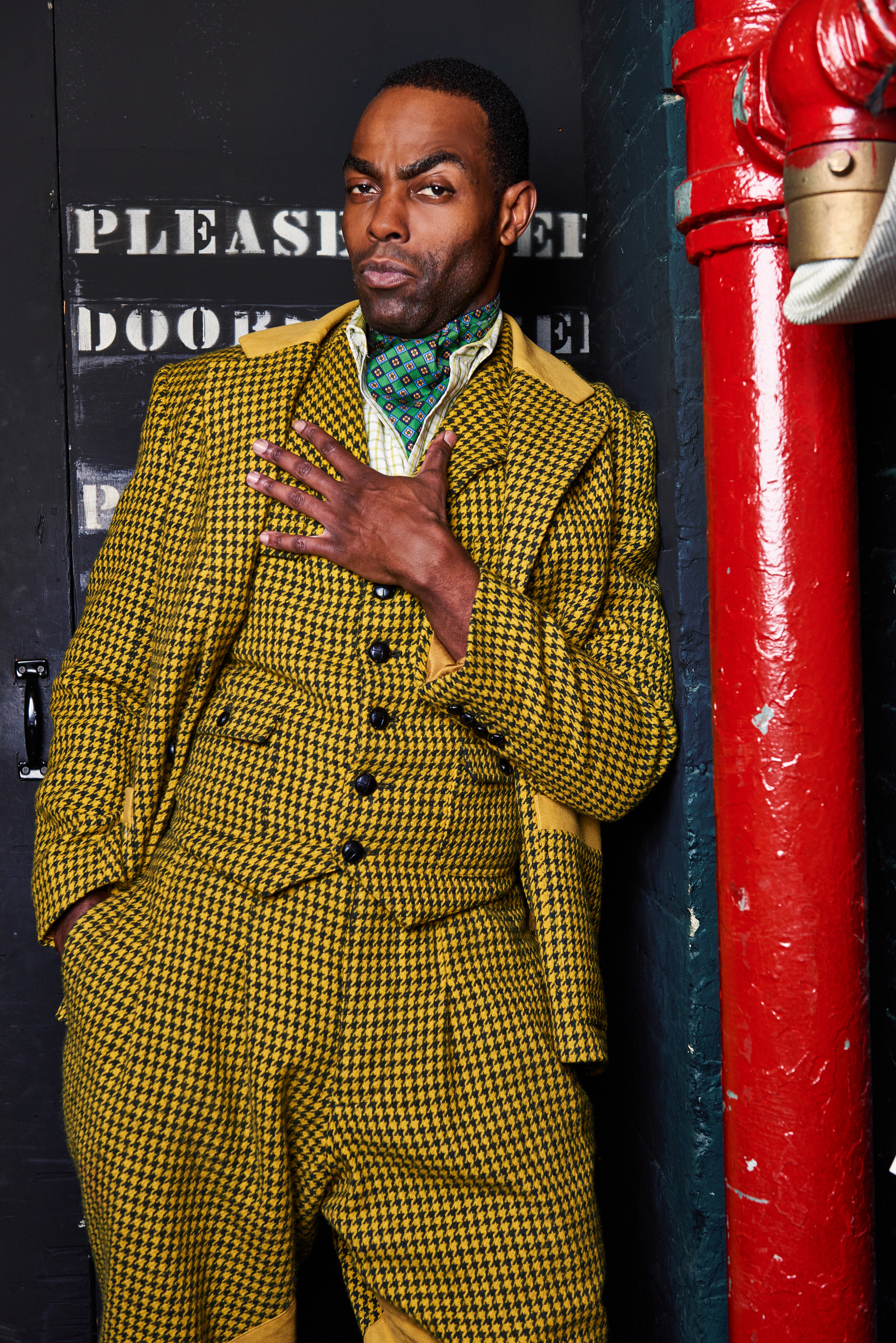 Clifton Duncan- The Play That Goes Wrong- Broadway