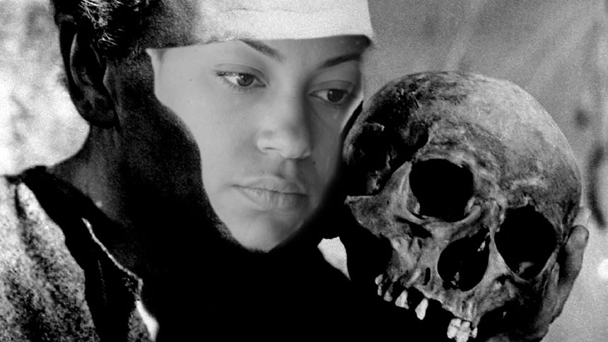 Cush Jumbo- Hamlet- Shakespeare