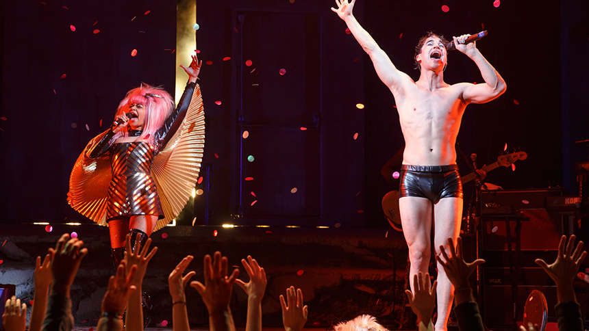 HedwigOnBway - Reviews and Comments from the Media (and from members of the media) about Darren in Hedwig and the Angry Inch on Broadway Darren--Tommy