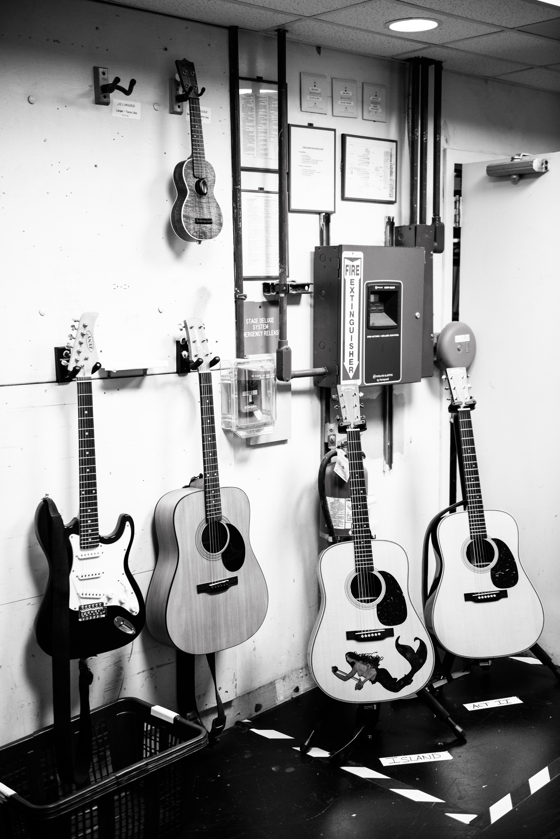 Escape to Margaritaville- Jimmy Buffett- Jenny Anderson-BroadwayBox-Broadway-Musical-Backstage- Guitars