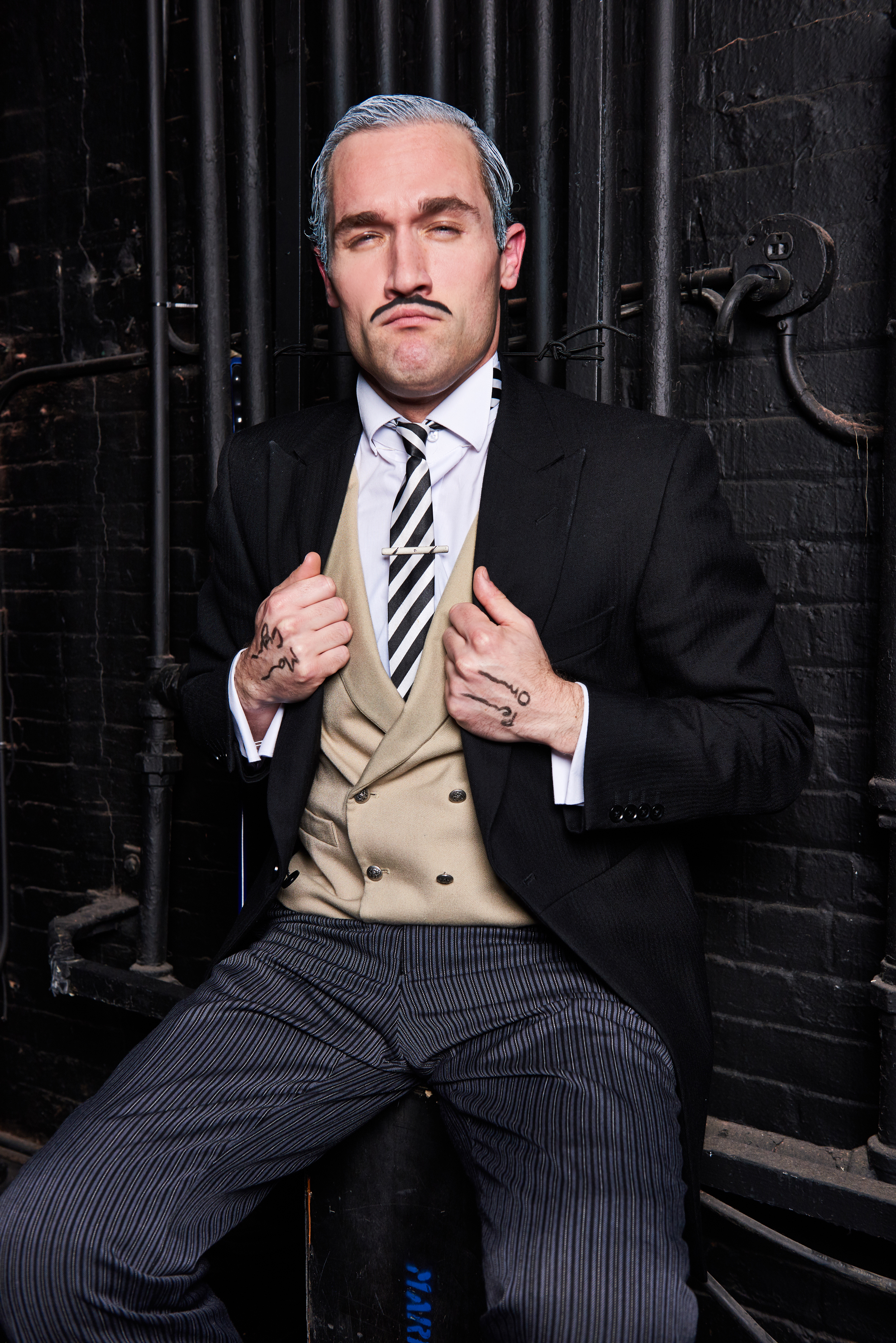 Harrison Unger- The Play That Goes Wrong- Broadway