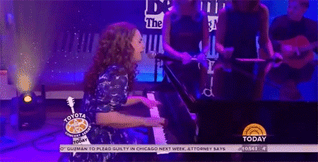 Jessie Mueller- beautiful GIF