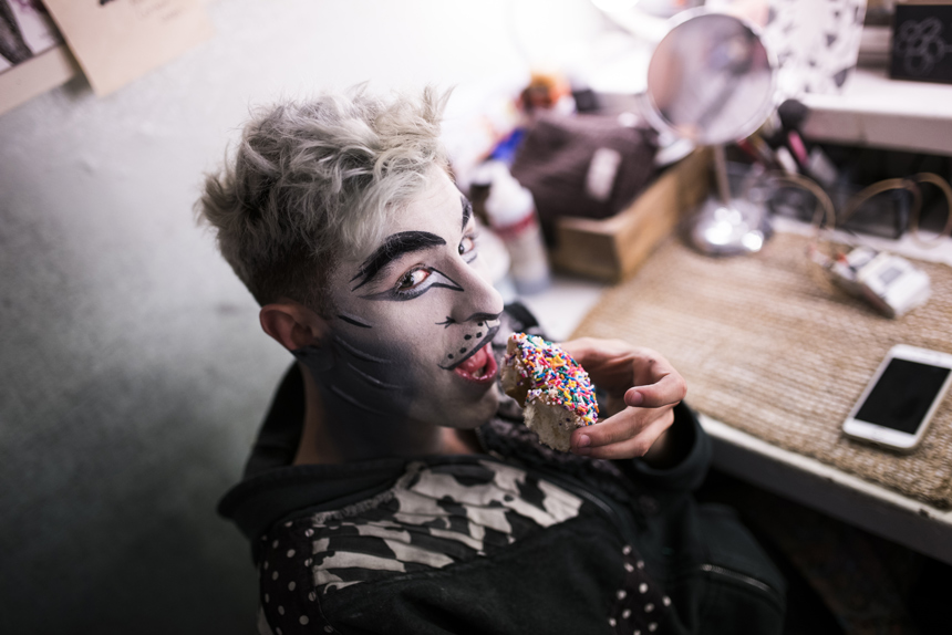 Cats- Broadway- Revival- Ricky Ubeda-Backstage- Dressing Room