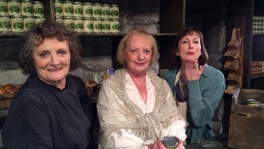 Inish Aunties Twitter- Beauty Salon
