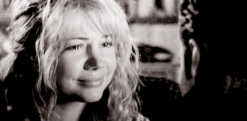 Michelle Williams GIF