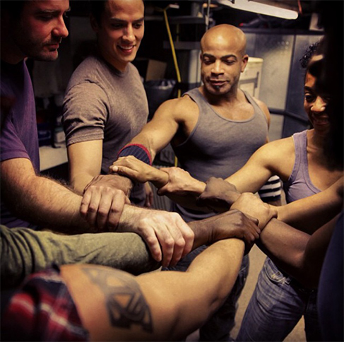 Stomp- backstage- Cast