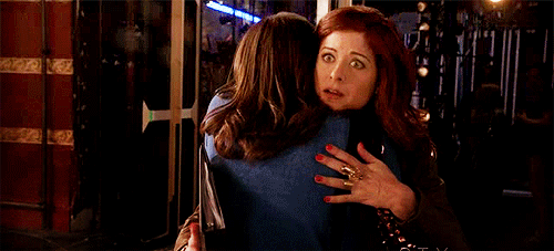 Smash - Gif- Debra Messing