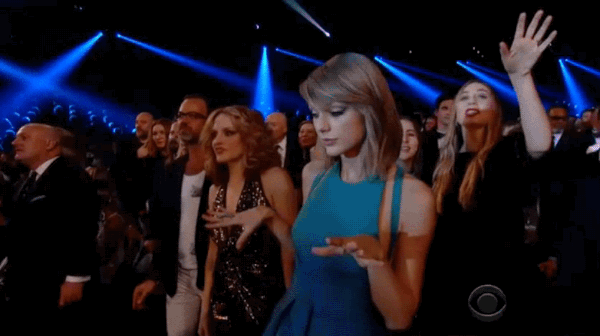 taylor-swift-grammy-dancing.gif